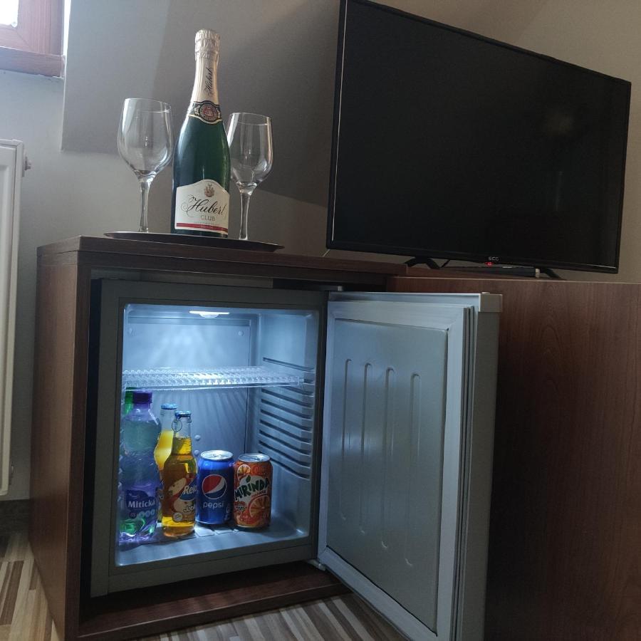 Penzion U Dvoch Levov Oravsky Podzamok Eksteriør billede